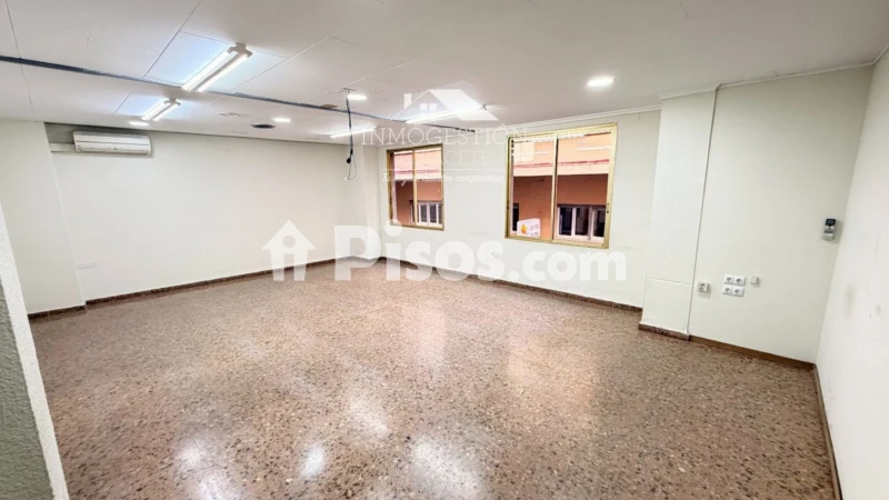 Local comercial en alquiler en Calle Rosario, cerca de Calle Mayor