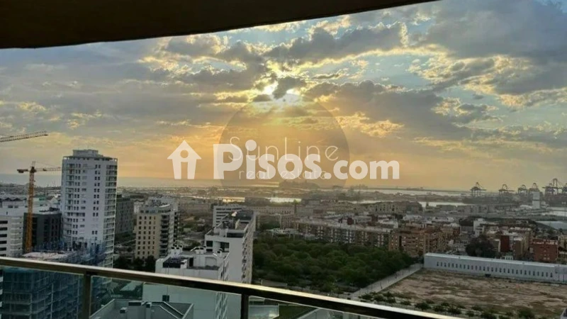 Fotografía del inmueble reportado: 2.700 €/mes — Valencia, Valencia