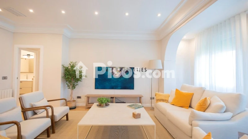 Fotografía del inmueble reportado: 5.700 €/mes — Valencia, Valencia