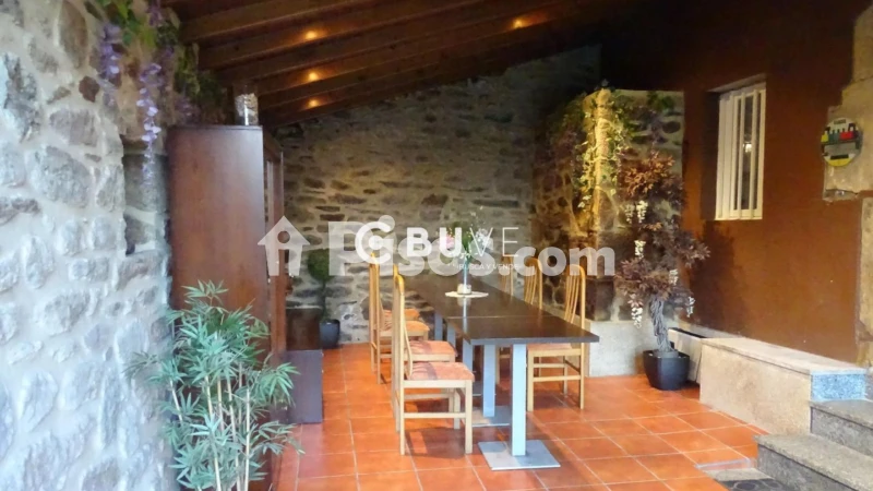 Casa – Os Tilos, Montouto