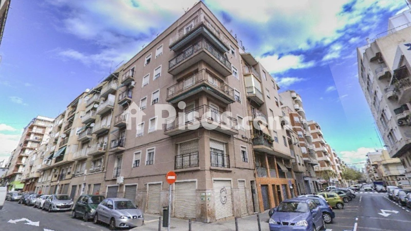 Piso en venta en Carrer Doctor Ferrán, cerca de Calle del Capità Baltasar Tristany