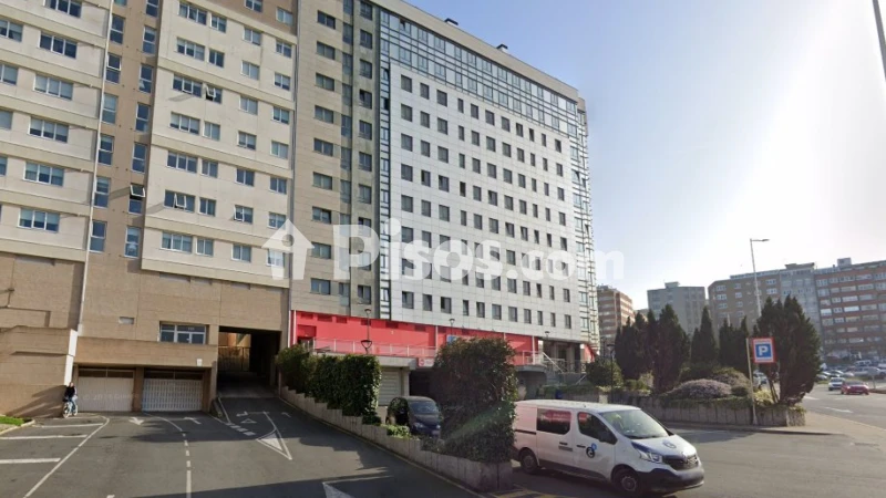 Garaje en venta en Avenida de los Monelos, cerca de Calle de los Lirios