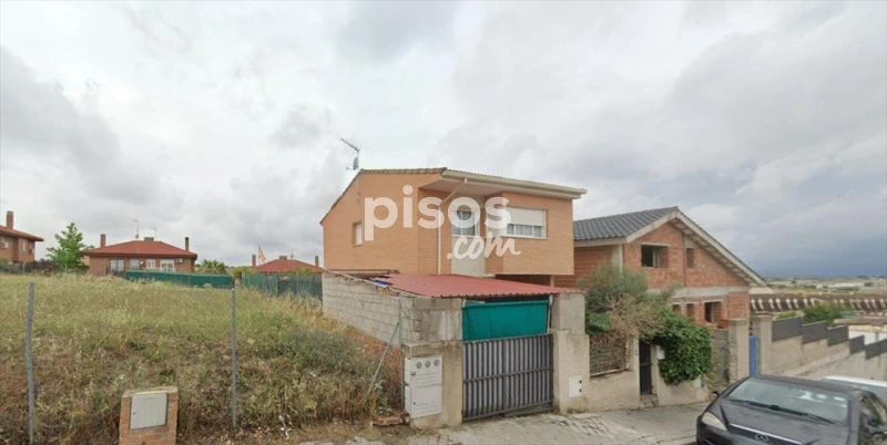 Piso en venta en Calle de Benito Pérez Galdós, Villanueva de Perales de 177.000 €