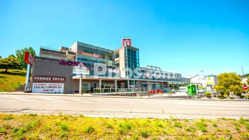 Local comercial en venta en Urbanización de Balado