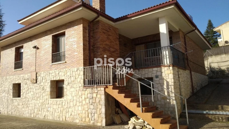 Casa unifamiliar en venda a Almazan, Almazán de 394.000 €