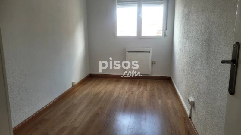 Piso en alquiler en Plaza de Verín