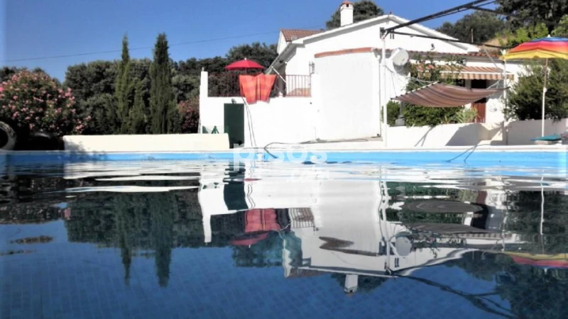Casa unifamiliar en venta en Ctra. de Cáceres, Plasencia de 195.000 €