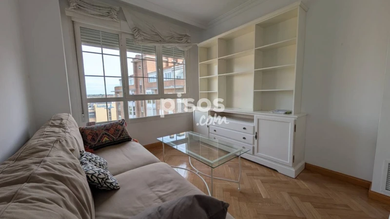 Piso en alquiler en Calle de la Infanta María, 7