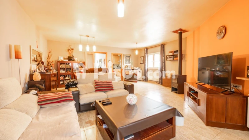 Casa en venta en Sant Hipòlit de Voltregà - Vista 3