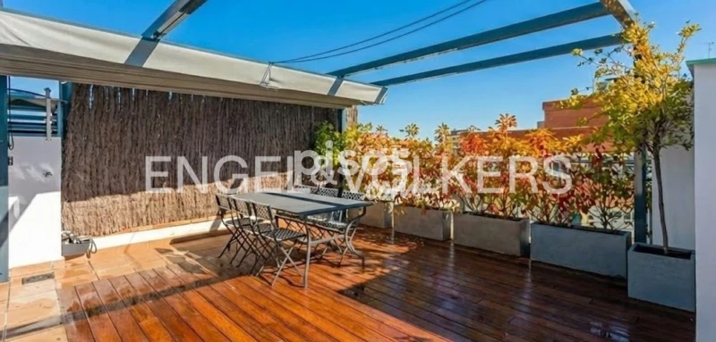 Ático en alquiler en Avenida de Alberto Alcocer