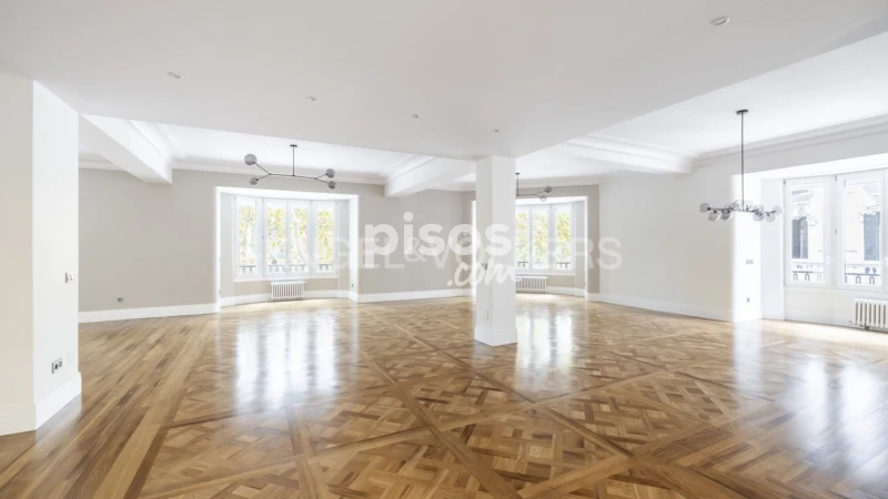 Piso en alquiler en Calle de Alfonso XII