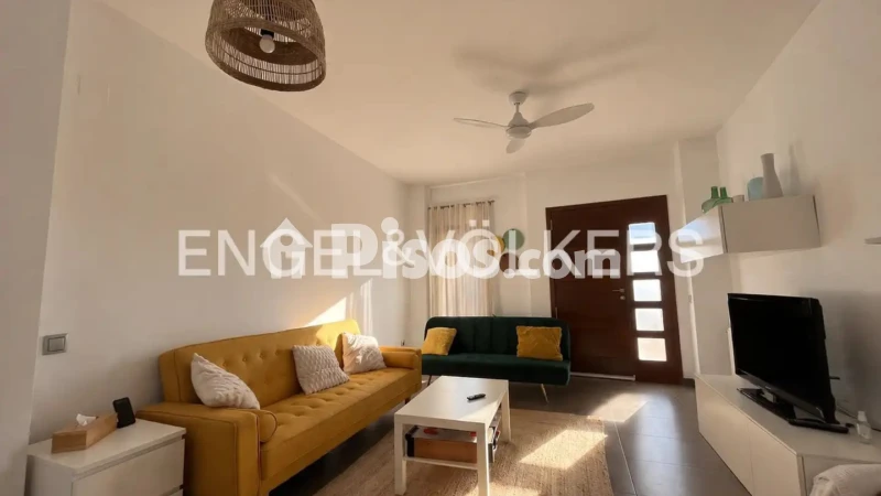 Casa en alquiler en Massarrojos