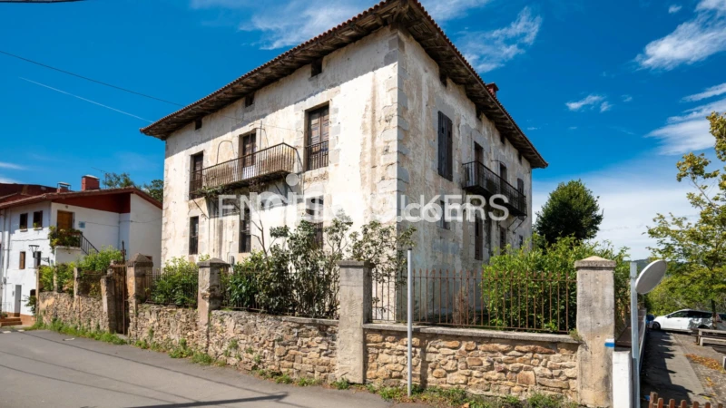Casa en venta en Zestoa, Zestoa de 1.400.000 €