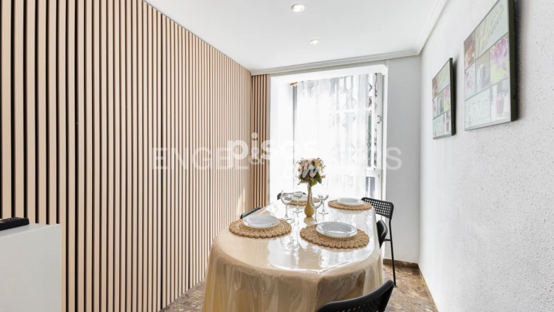 Piso en alquiler en Avinguda de la Malva-rosa, cerca de Calle del Padre Antón Martín