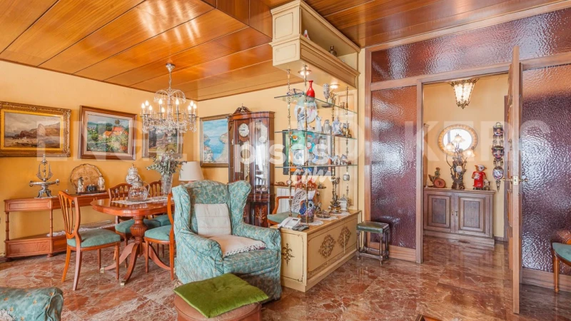 Apartamento en venta en La Salut, La Salut (Distrito Gràcia. Barcelona Capital) de 535.000 €