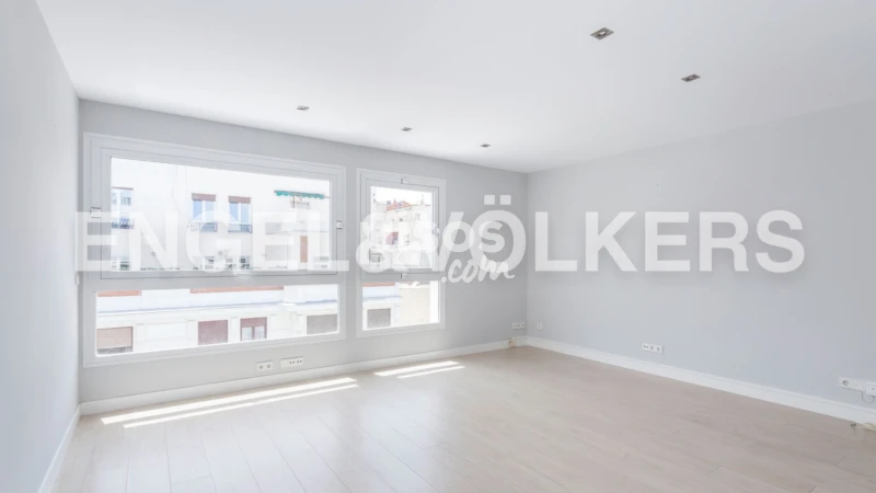 Piso en alquiler en Goya