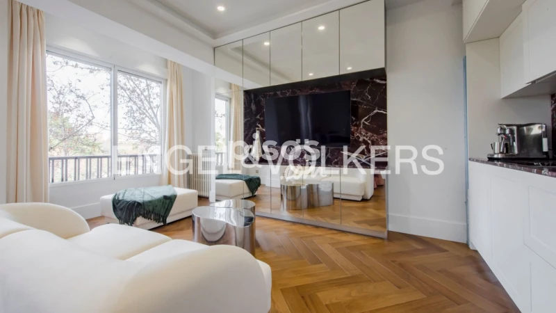 Apartamento en alquiler en Castellana