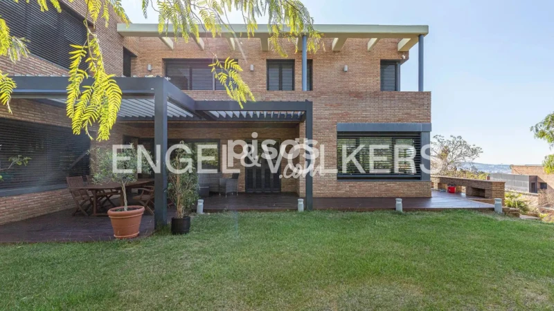 Casa en alquiler en Sarrià