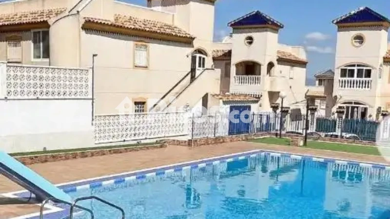 Casa – Guardamar del Segura, Urbanització Els Estanys