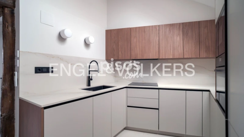 Piso en alquiler en Sol