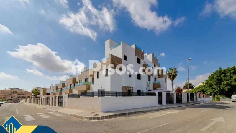 Casa – San Miguel de Salinas, Urbanización Las Filipinas