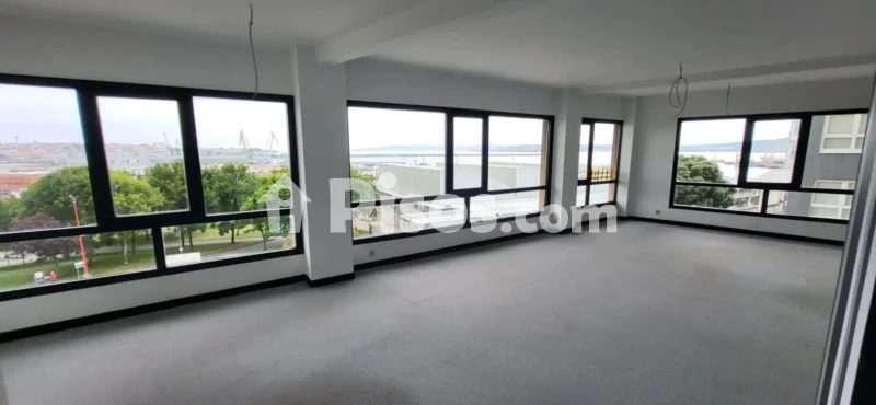Local comercial en alquiler en Avenida del Ejército