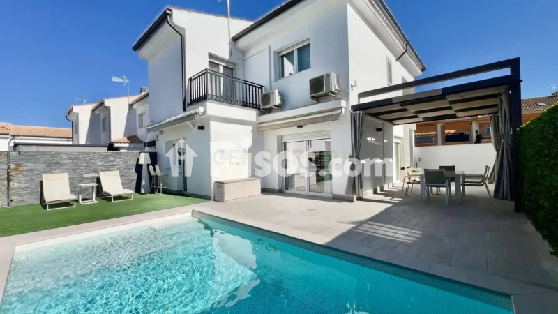 Fotografía del inmueble reportado: 2.700 €/mes — Granada, Granada