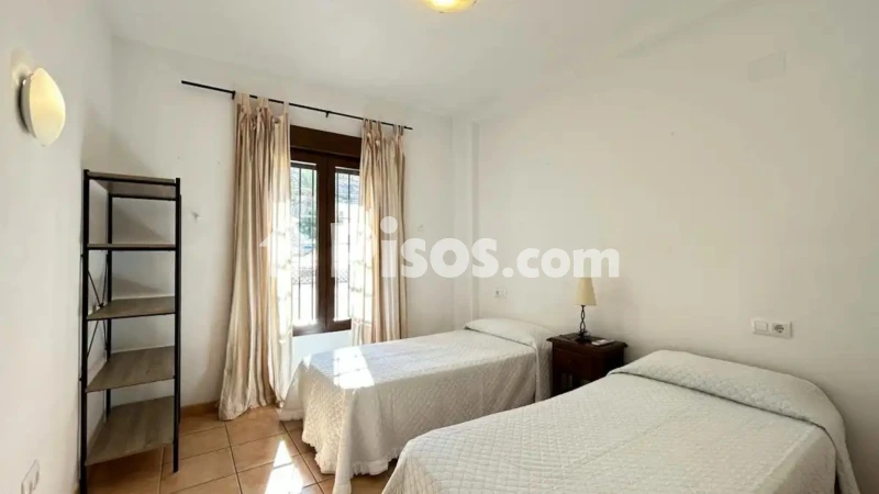 Fotografía del inmueble reportado: 670 €/mes — Granada, Granada