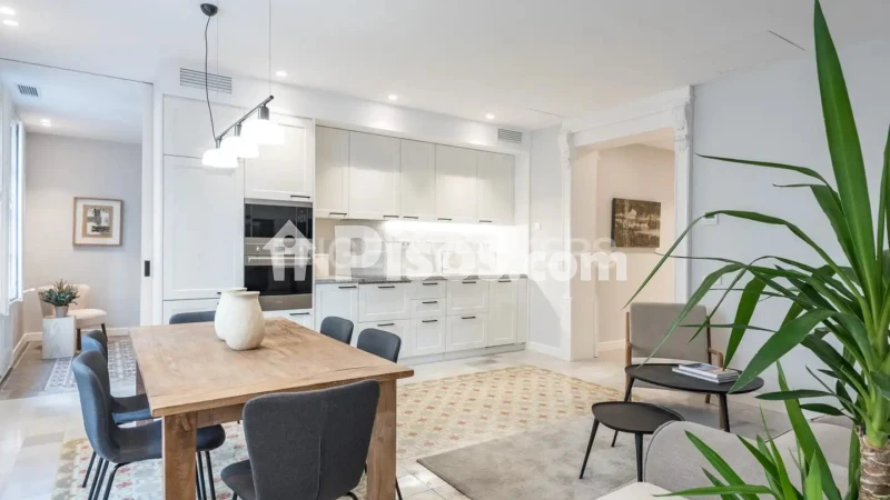 Fotografía del inmueble reportado: 2.400 €/mes — Barcelona, Barcelona