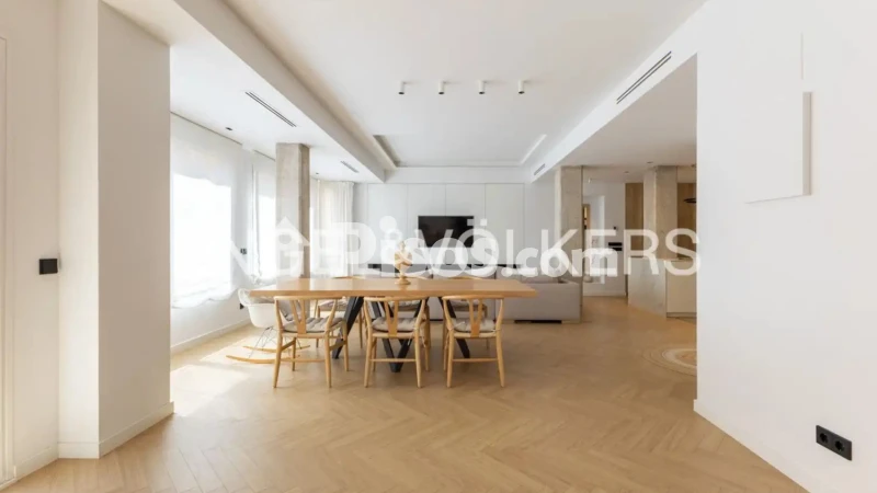 Fotografía del inmueble reportado: 4.300 €/mes — Valencia, Valencia
