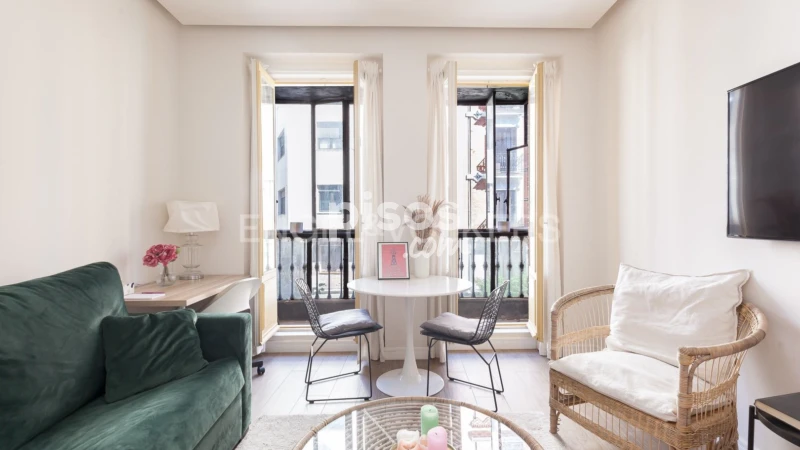 Apartamento en alquiler en Sol