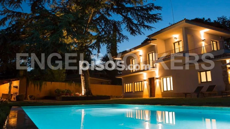 Casa en alquiler en Lliçà D'Amunt, Lliçà d'Amunt de 5.000 €<span>/mes</span>