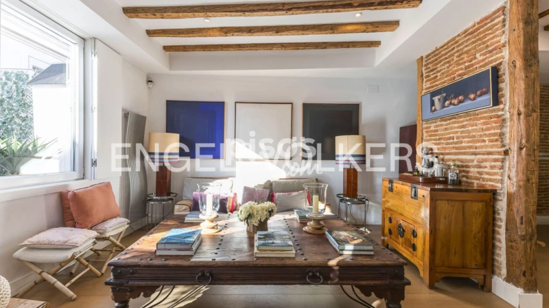 Piso en alquiler en Calle de Zorrilla