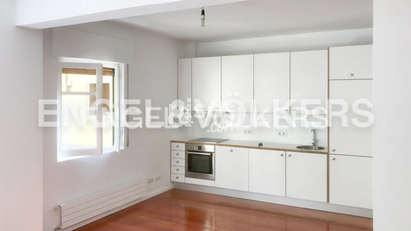 Piso en alquiler en Calle de Julián Besteiro