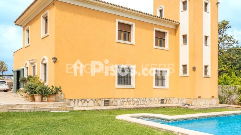 Haus, 425 m², Grundstück 1280 m²