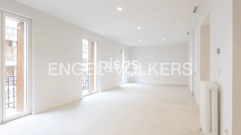 Piso en alquiler en Calle del General Pardiñas, cerca de Calle Hermosilla