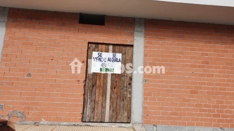 Local comercial en venta en Calle Tablas, Número 11