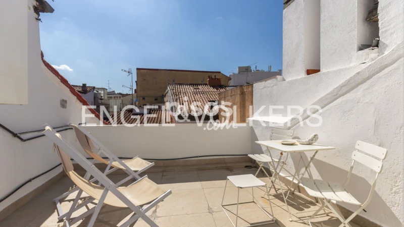 Ático en alquiler en Sol