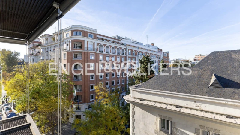Piso en alquiler en Castellana