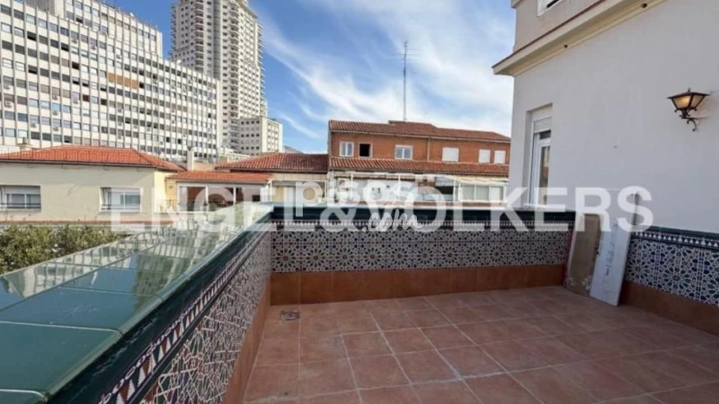 Apartamento en alquiler en Argüelles