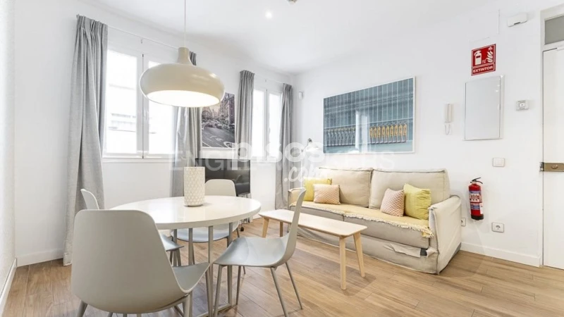 Apartamento en alquiler en Calle de Ponzano, cerca de Calle de Ríos Rosas