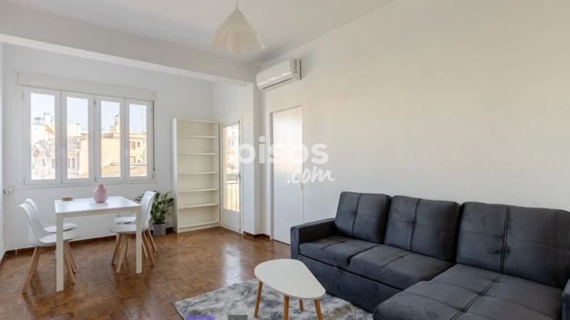 Piso en alquiler en Calle del Gasómetro