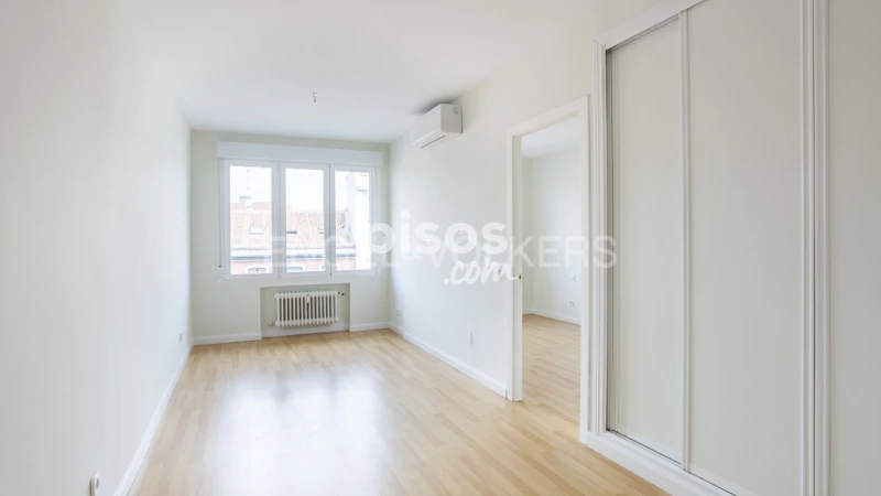 Apartamento en alquiler en Calle de Luchana