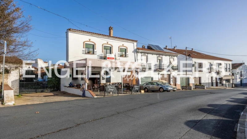 Casa en venta en Calle Avenida del Obrero, Jabugo de 398.000 €
