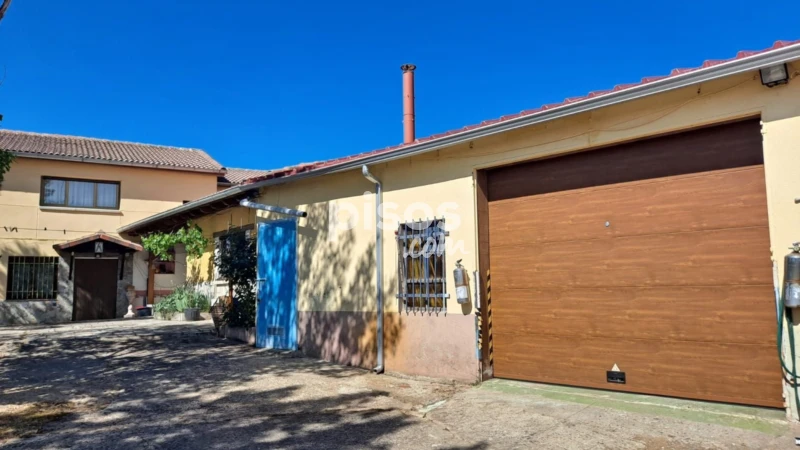Casa en venda a Villar del Buey, Villar del Buey de 150.000 €