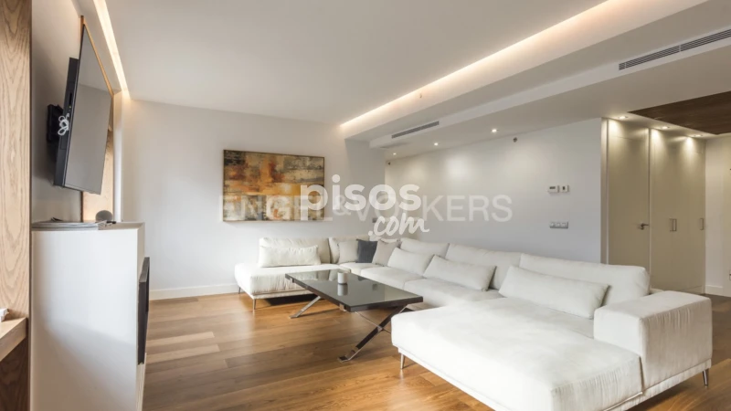 Piso en alquiler en Argüelles