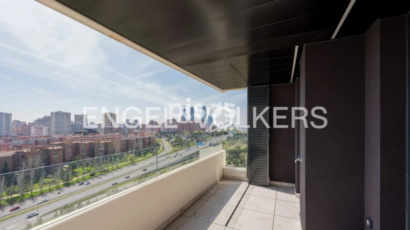 Piso en alquiler en Virgen del Cortijo-Manoteras