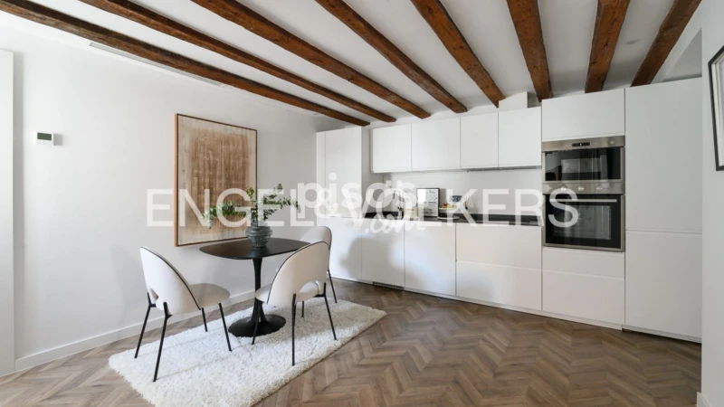 Piso en alquiler en Calle de Relatores