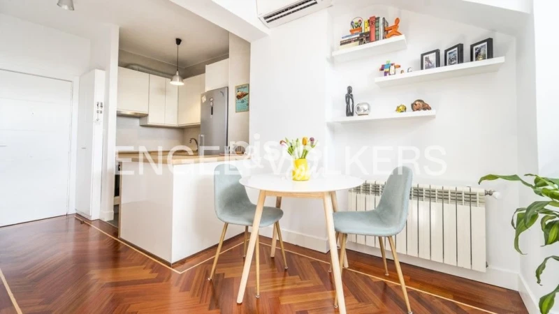 Piso en alquiler en Calle de San Germán, cerca de Calle del Poeta Joan Maragall