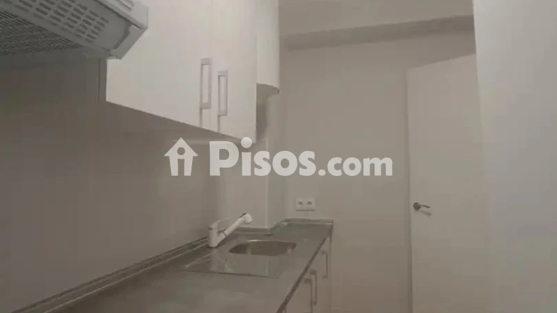Piso en alquiler en Plaza de Redondela